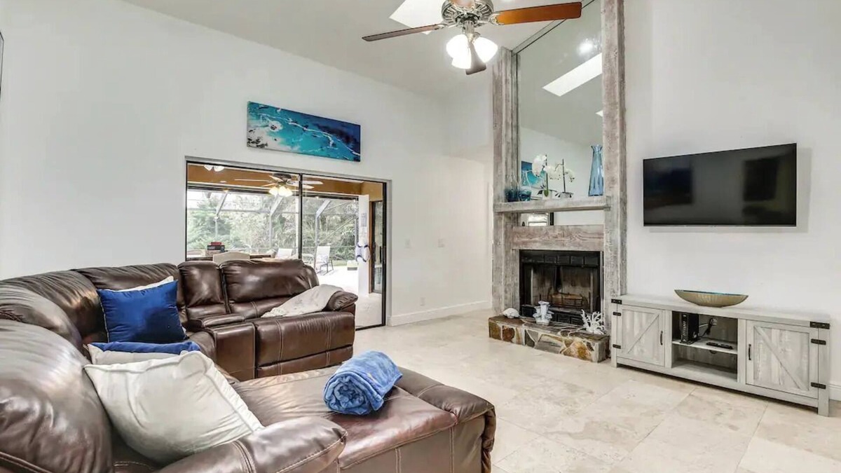 Wellington House | Sunny Oasis/Pool/Top Location/Big Patio/10 ppl