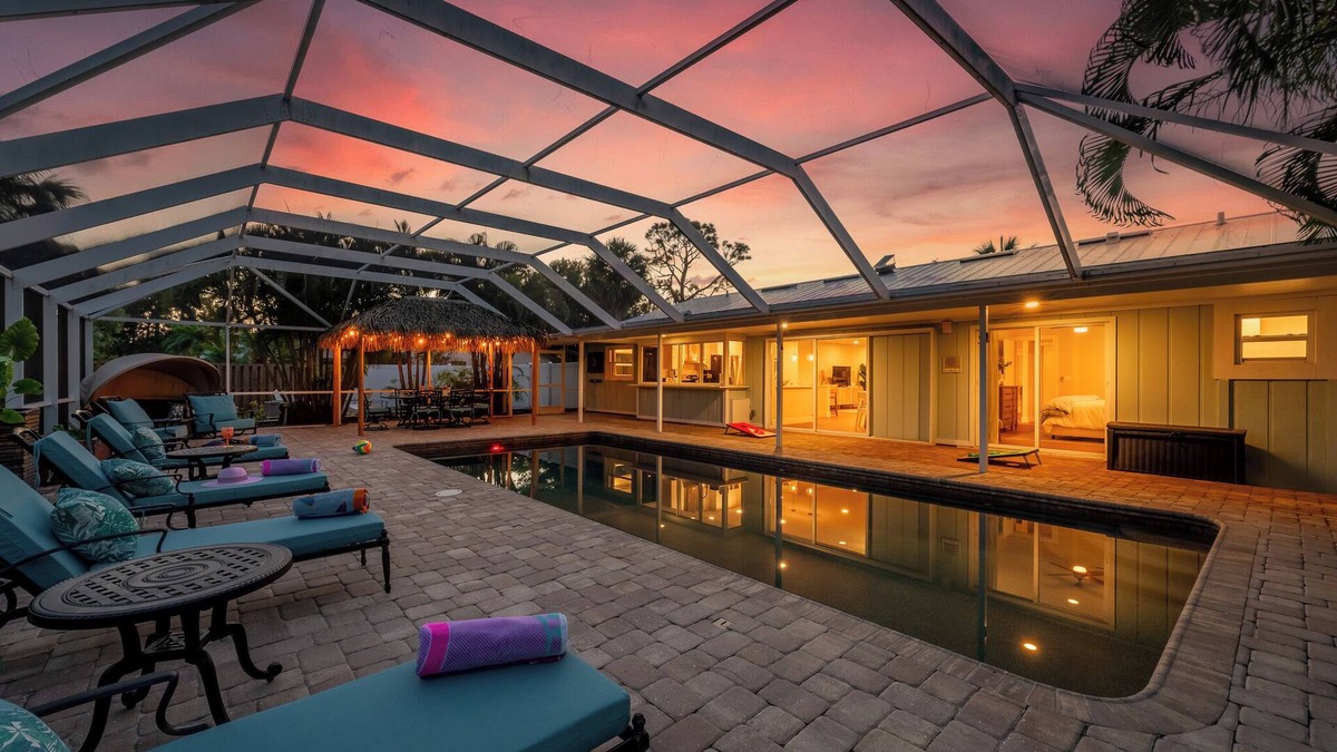 Catalina Isles House | Sunny Pool Oasis Offering Privacy & Pickle ball