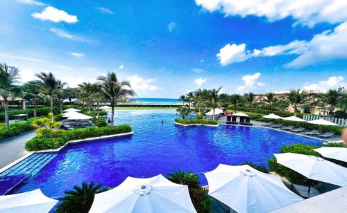 Tran Phu Beach Apartment | SUNNY - Resort Villas & City Apartments