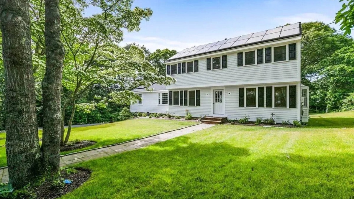 Centerville House | Sunny Spacious Beach House with Central AC and Loads of Amenities