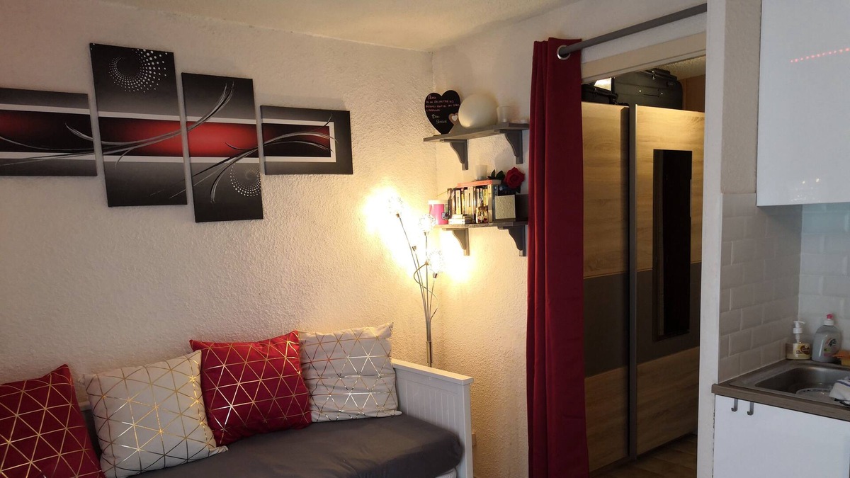 Thollon-les-Memises Apartment | Sunny studio at the foot of the slopes on the balcony of Leman