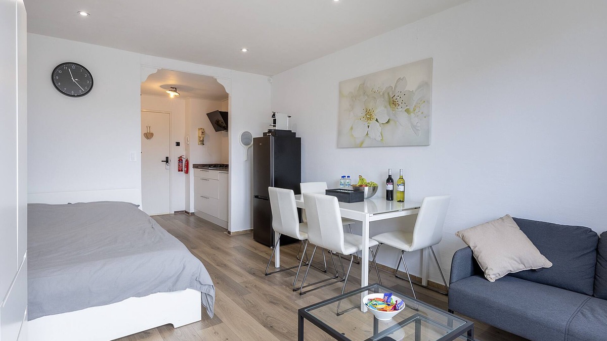 Wijk aan Zee Apartment | Sunny Studio: Only 5-Min Walk to Sea & Dunes
