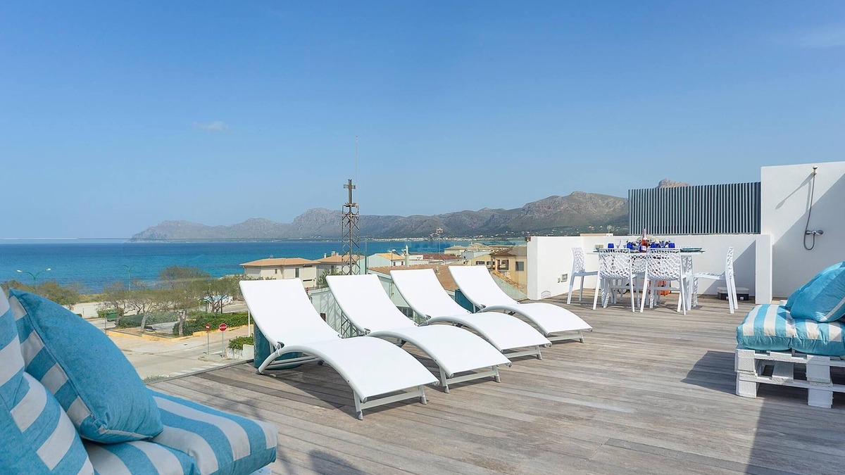 Son Serra de Marina Cottage | Sunny Townhouse With Sea Views and Terrace in Son Serra, Mallorca ☀️🌊