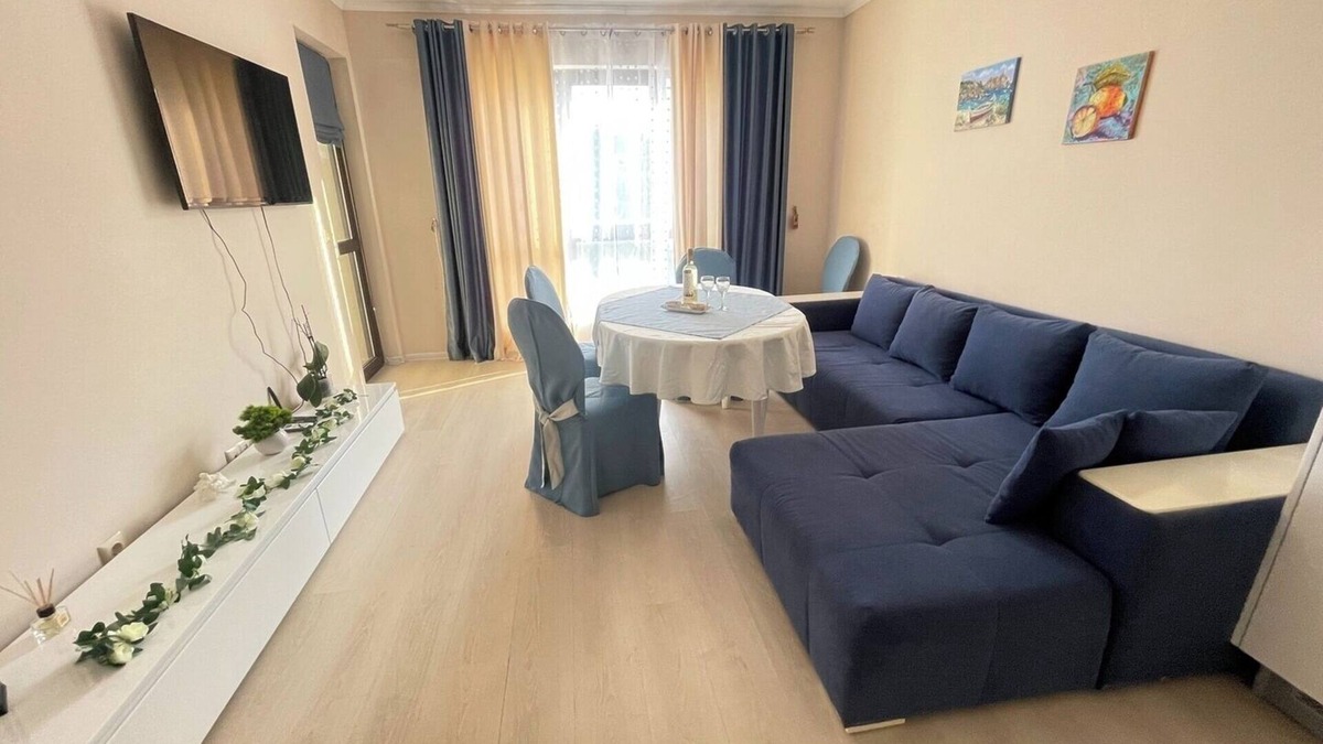 Primorski Apartment | Sunny Varvara Apartment