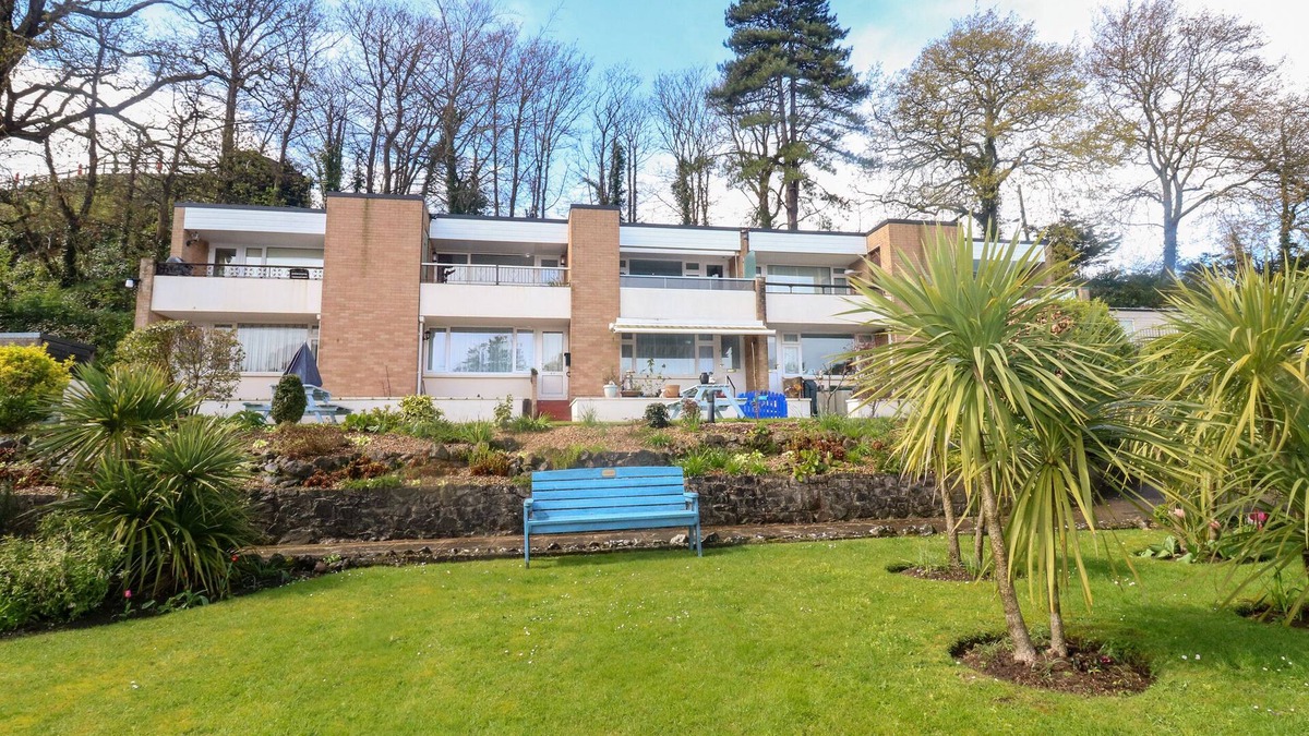 Dawlish Warren Cottage | SUNNY VIEW, family friendly in Dawlish Warren