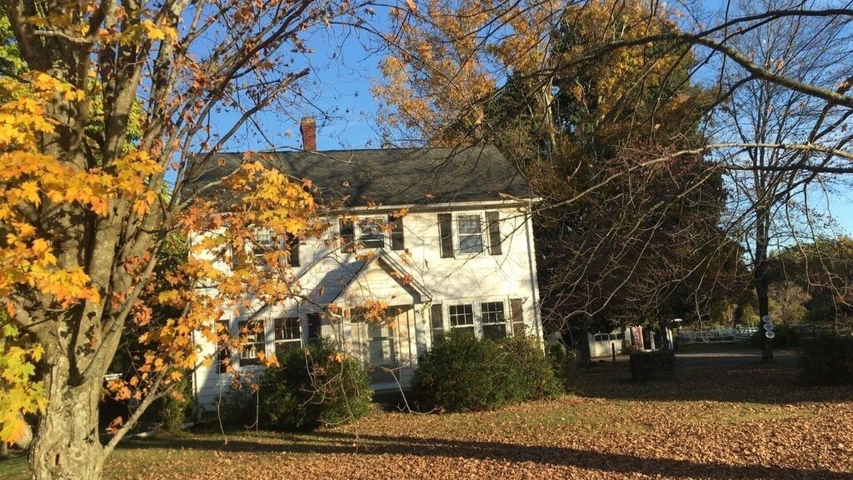 Granby Other | Sunny, vintage farmhouse in the center of quintessential New England farm town.
