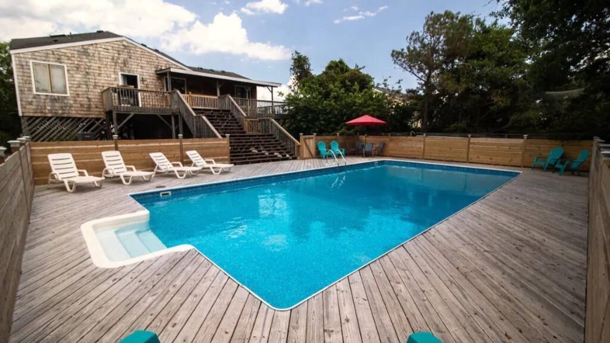 Sea Scape Cottage | Sunny with a chance of Golfballs