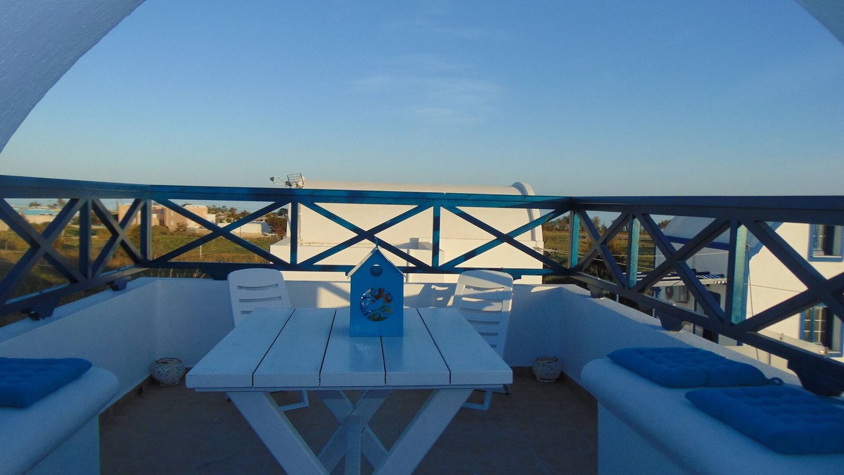 Agios Georgios Apartment | Sunny with sea view apartment
