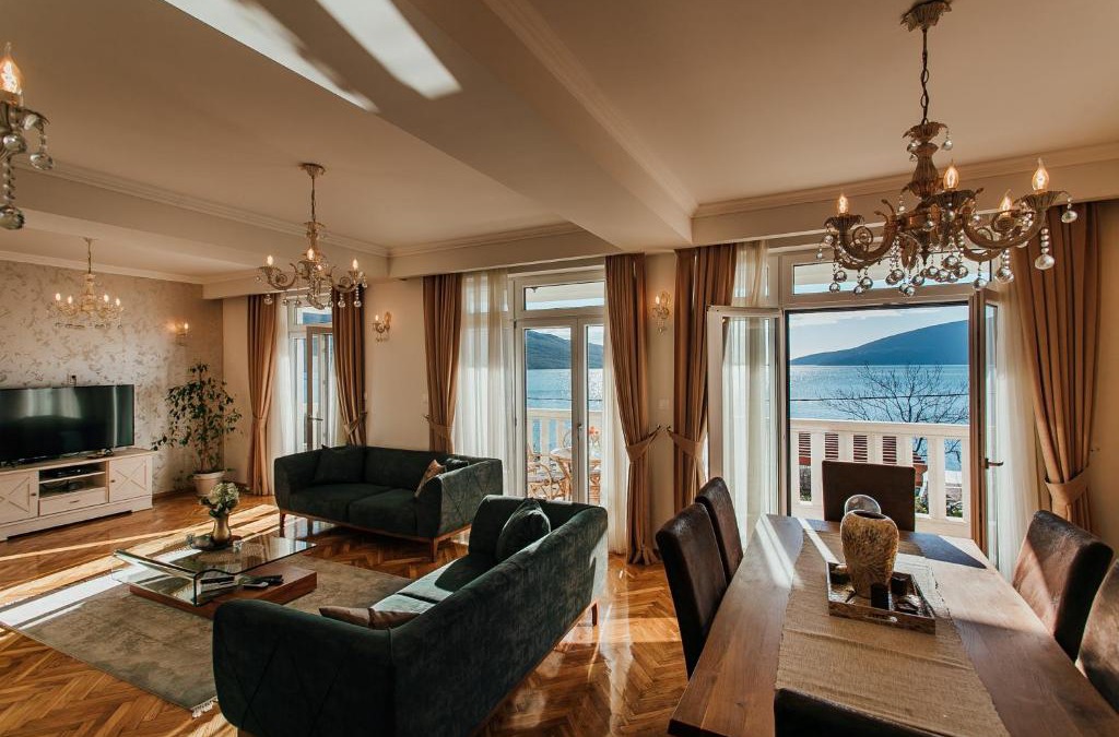 Zelenika Villa | SunnyCoastVilla