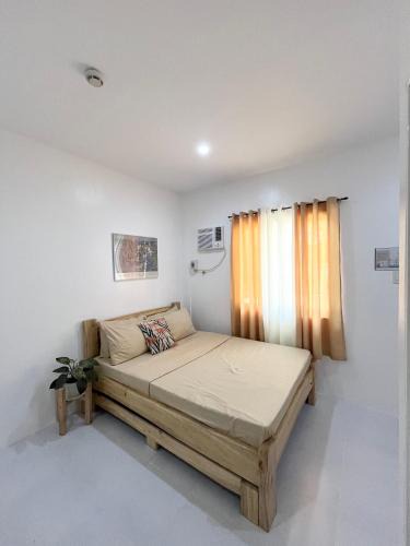 Calatagan Apartment | Sunnydale Apartelle -Room Accommodation near Calatagan Beach Resorts