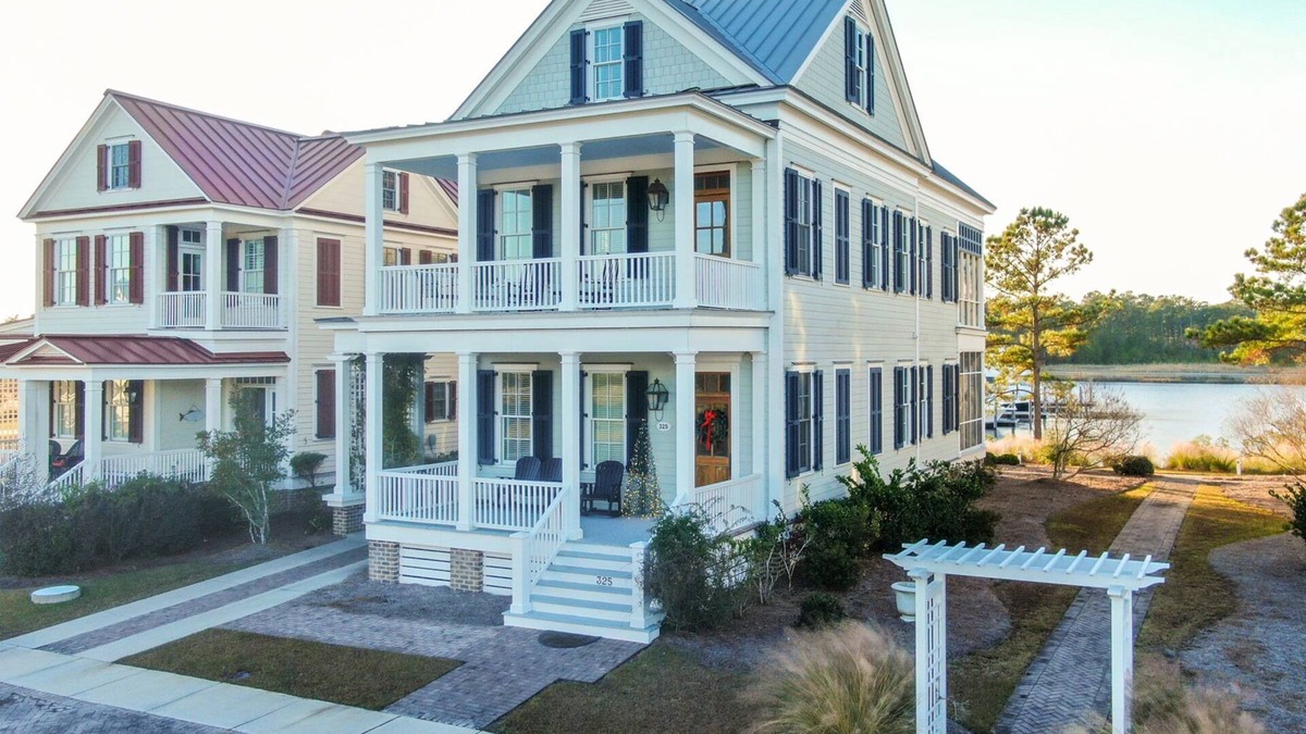 Oriental House | Sunnyside 6 - Beautiful Harborside retreat!