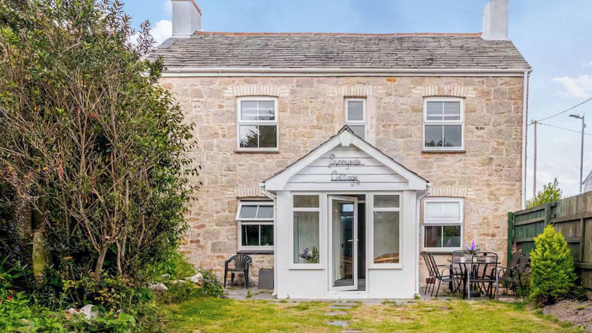 Penwithick Apartment | Sunnyside Cottage Retreat