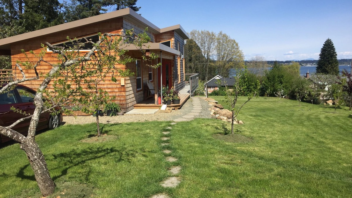 Courtenay House | Sunnyside House- 30mins from Mt. Washington