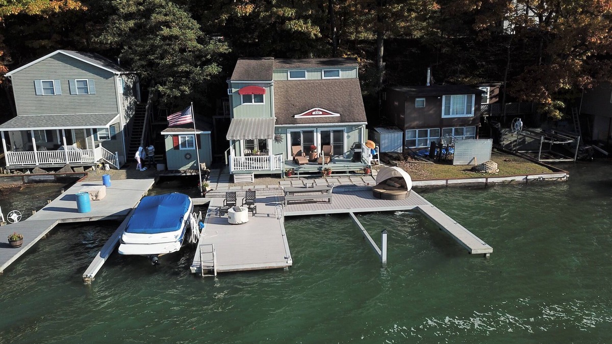 Hammondsport House | SunRae Hideaway-Lake home, steps to the water on Keuka's east side!