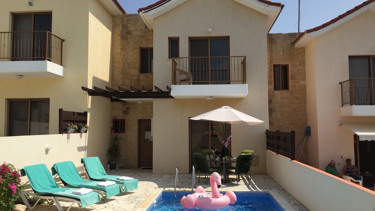 Pissouri House | Sunrise 2 bedroom villa.