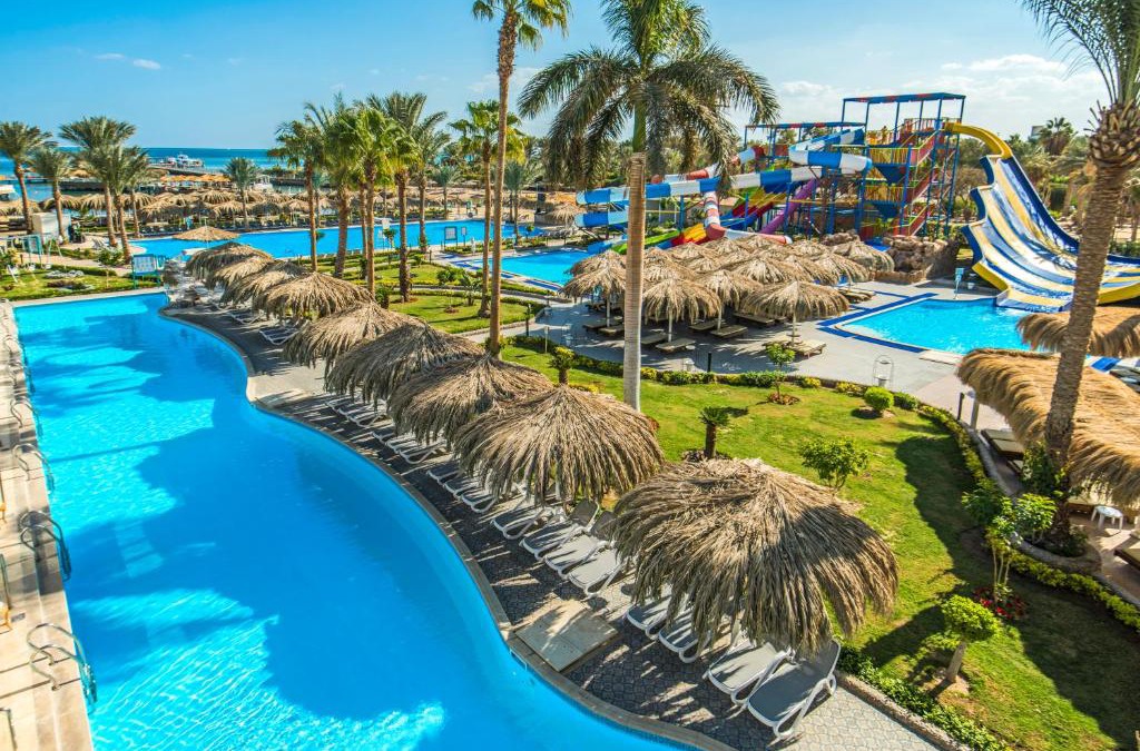 Al Mamsha El Seyahi Resort | Sunrise Aqua Joy Resort