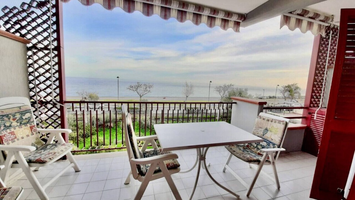 Ali Terme Apartment | Sunrise by the Sea Apartments