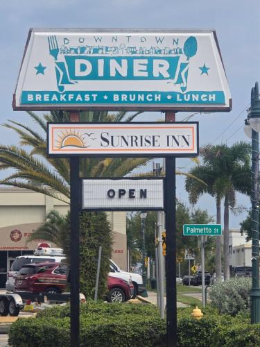 Le Barons Of Titusville Hotel | Sunrise Inn by OYO Titusville FL