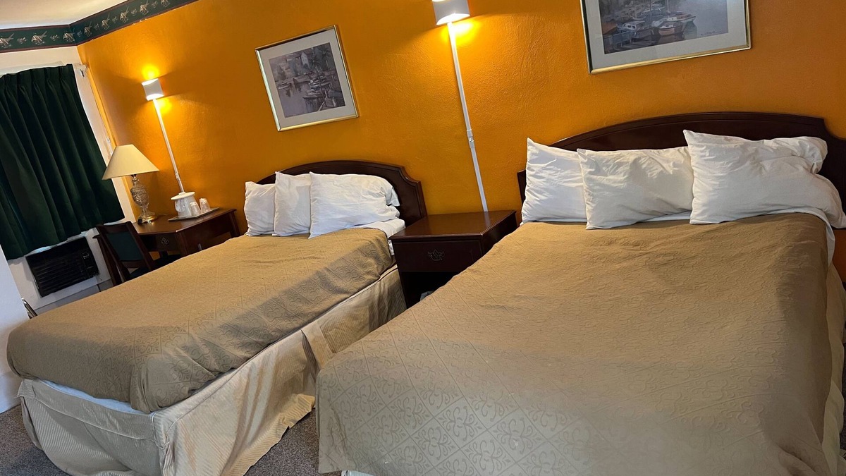 Owego Hotel | Sunrise Motel