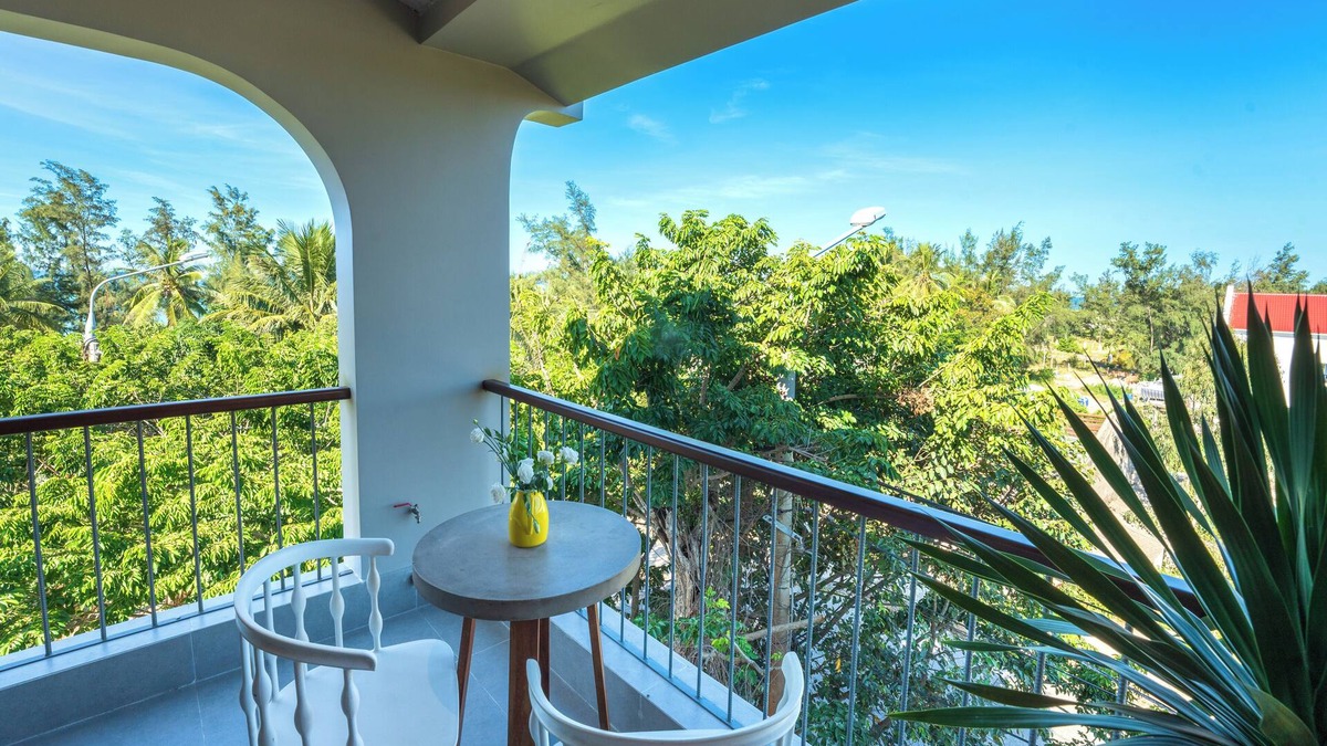 Cam An Villa | Sunrise Ocean Villa 4BR Tan Thanh Beach