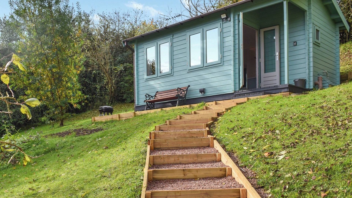 Mitcheldean Cottage | Sunrise Retreat - UK48040