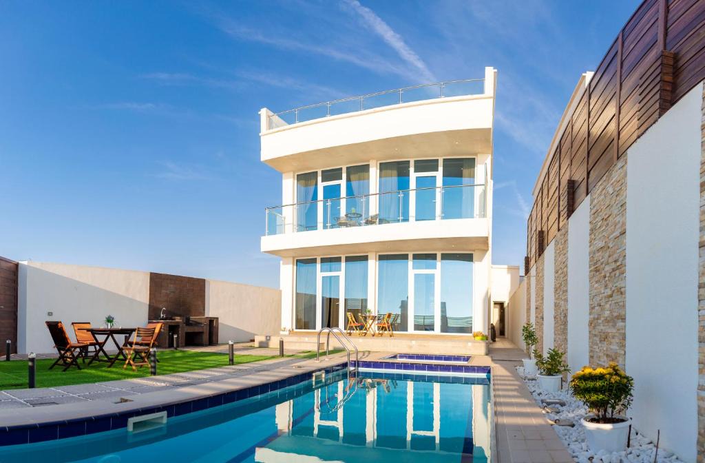 Al Ashkharah Villa | Sunrise Villas