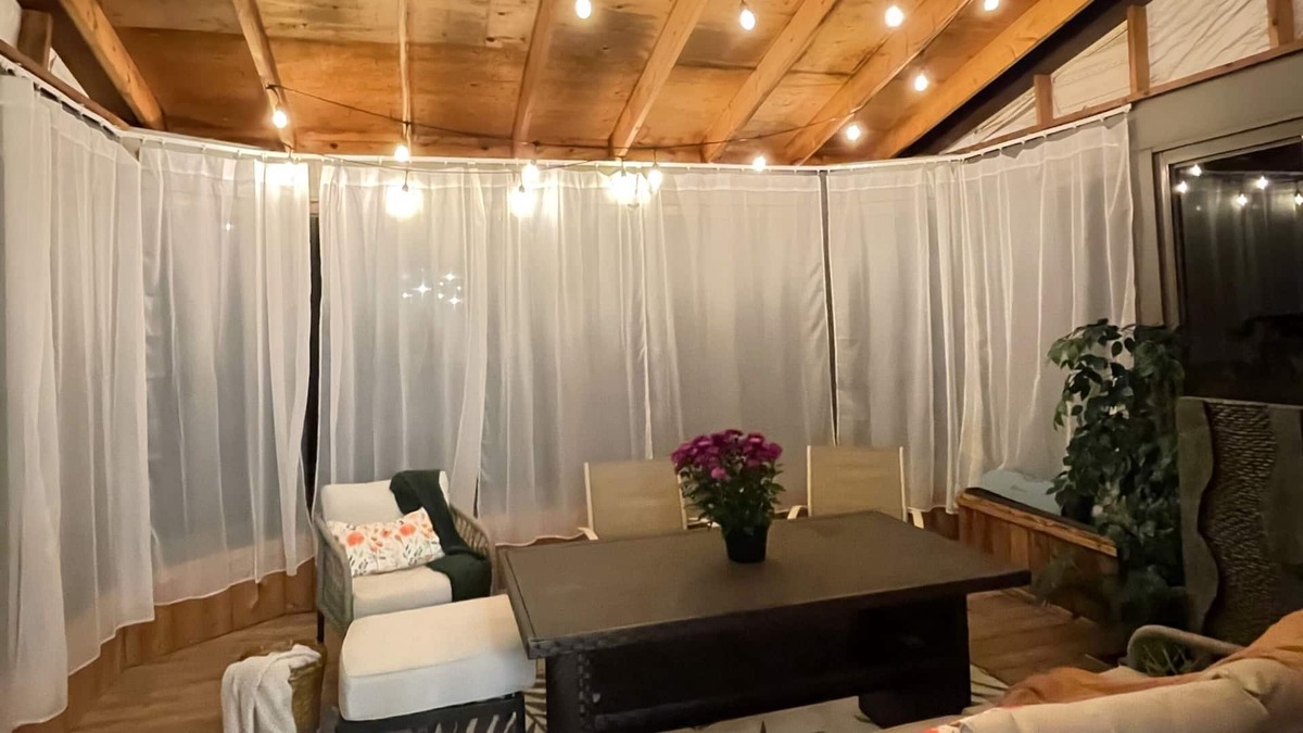 White Oaks House | Sunroom, Cinema & Pool table Spacious Central Home!