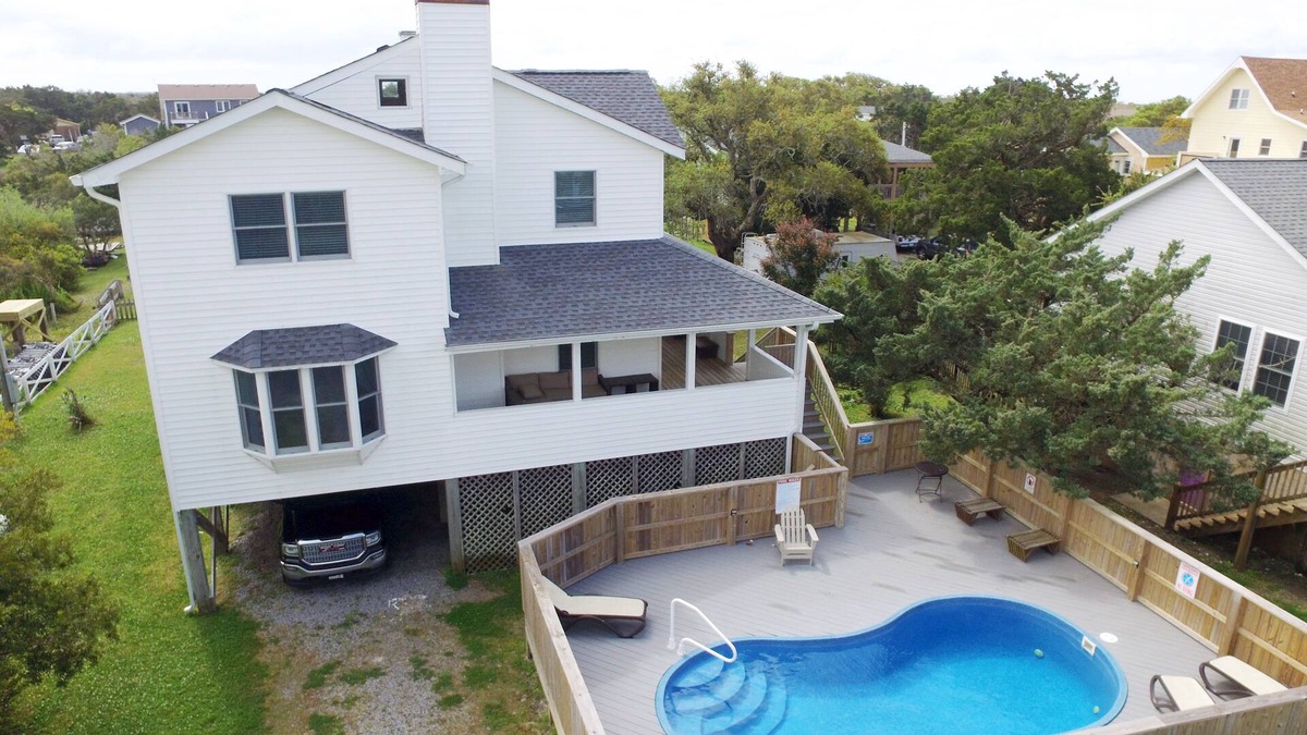 Ocracoke House | Sunsational: Spacious home with saltwater pool