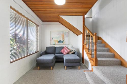 Lakes Entrance House | Sunseeker on Palmers