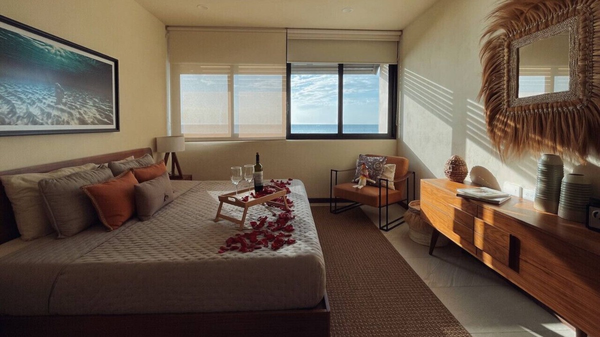 Isla Holbox Apartment | Sunset 2BR Apartment Steps from the Beach w/Ocean View