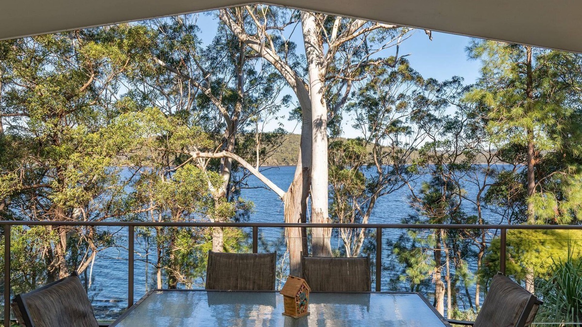 Smiths Lake House | Sunset at Sandbar - Pacific Palms Holidays