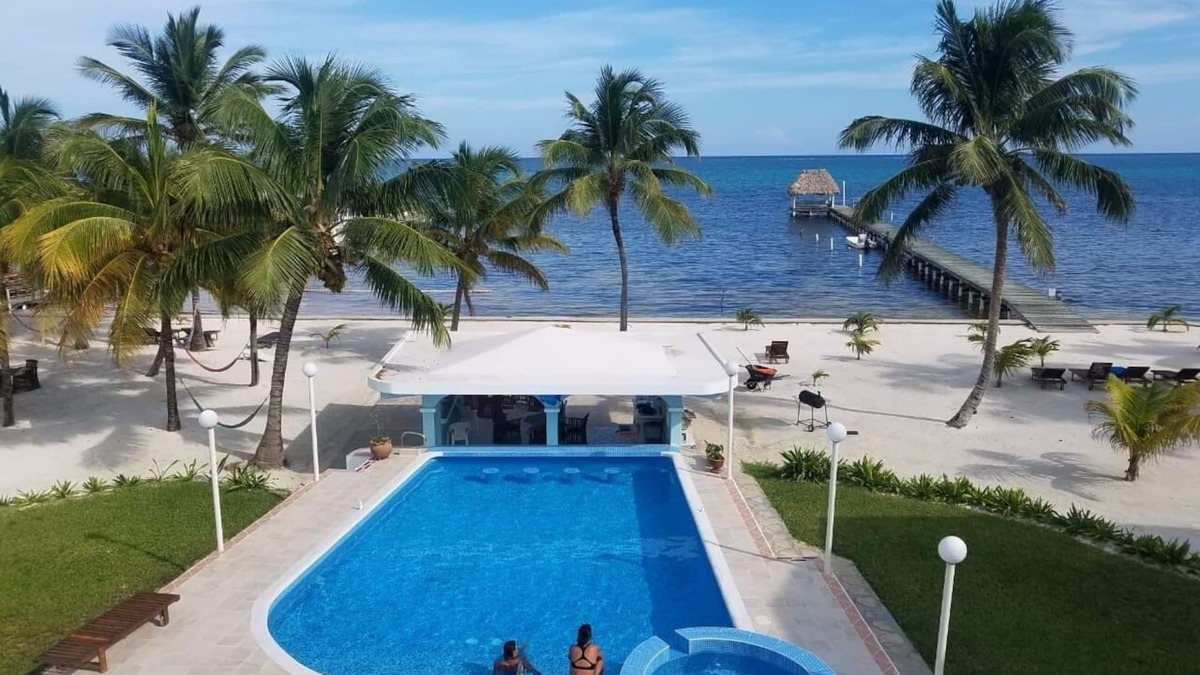 San Pedro Condo | Sunset Beach "A6" - Remodeled, Veranda Off Master, Kayaks, Bikes & More 🏖