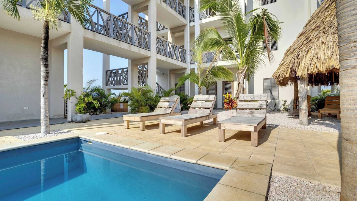 Belnem Apartment | Sunset Breeze Penthouse with a View Towards the Sea