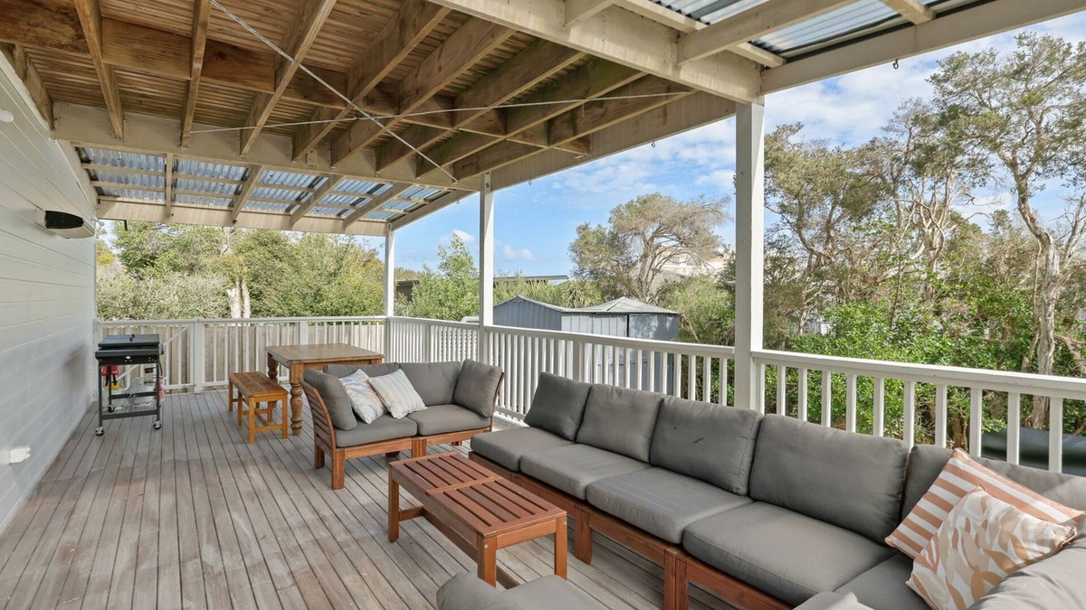 Sunset Strip House | Sunset Cove Hideaway