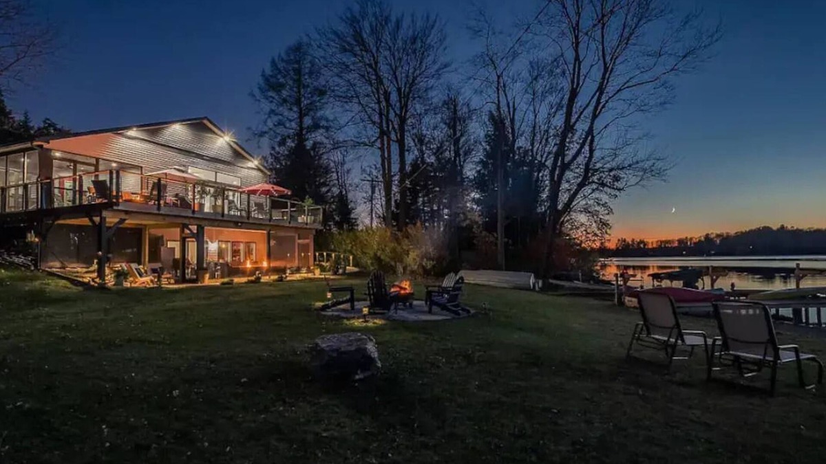 Galway House | Sunset Cove