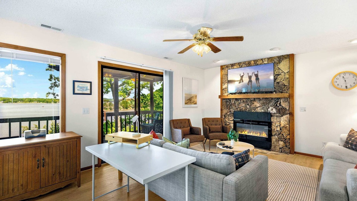 Lake of the Ozarks House | Sunset Escape - Fit For 8!