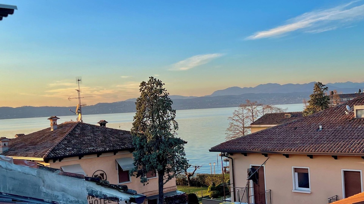 Sirmione Old Town Apartment | Sunset Lake View - Two Bedroom Apartment, Sleeps 5