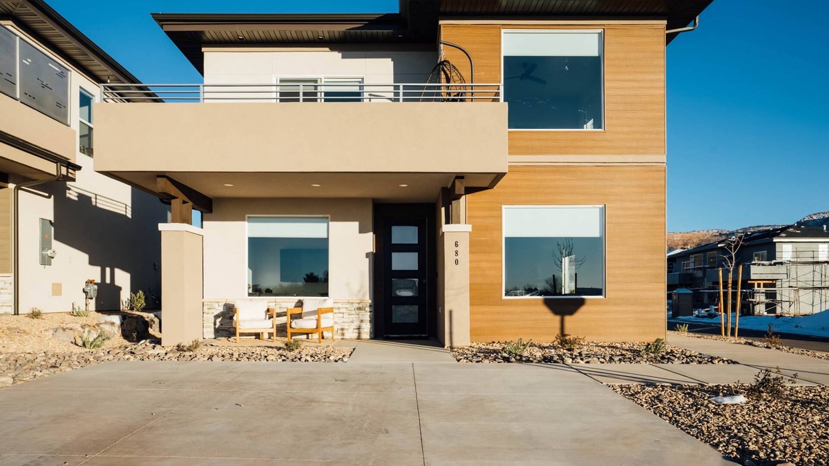 Hildale House | Sunset Place , So Zion 4Bed, 3Bath, Hot Tub, Deck, Fire Pit