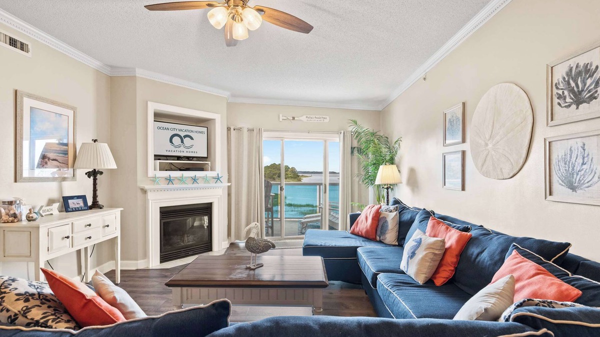 Midtown Ocean City Condo | Sunset Pointe 105 Sum