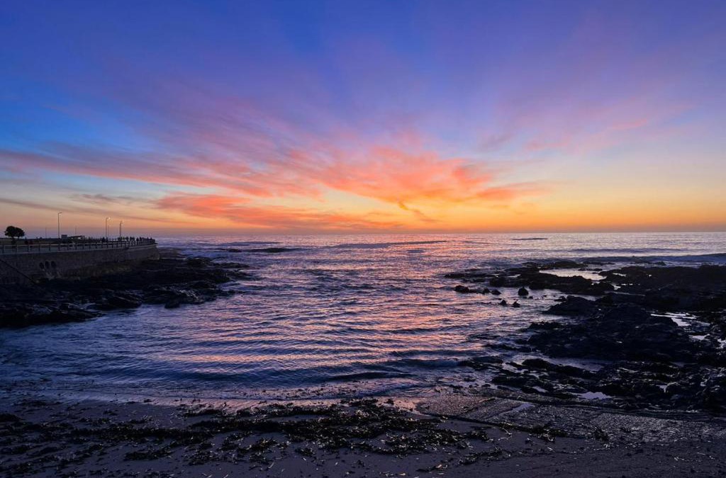 Mouille Point Apartment | Sunset Retreat at Bay Point