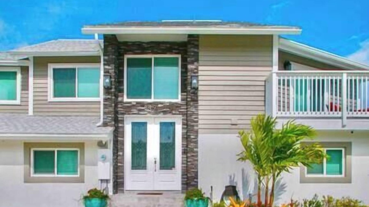 Port Canaveral House | Sunset Serenity: Remodeled 4BR Beach House – Oceanview