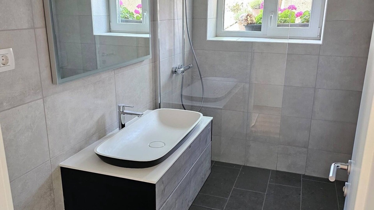 Jesenice Apartment | Sunset suite in the middle of the village close to main hotspots