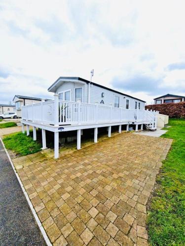 Hamworthy Other | Sunset Terrace Rockley Park Haven
