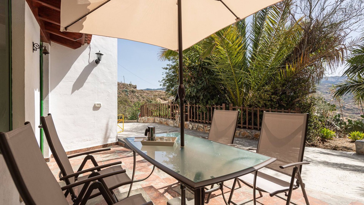 La Concepcion House | Sunset Views Terrace 2BR Cave House - Parking