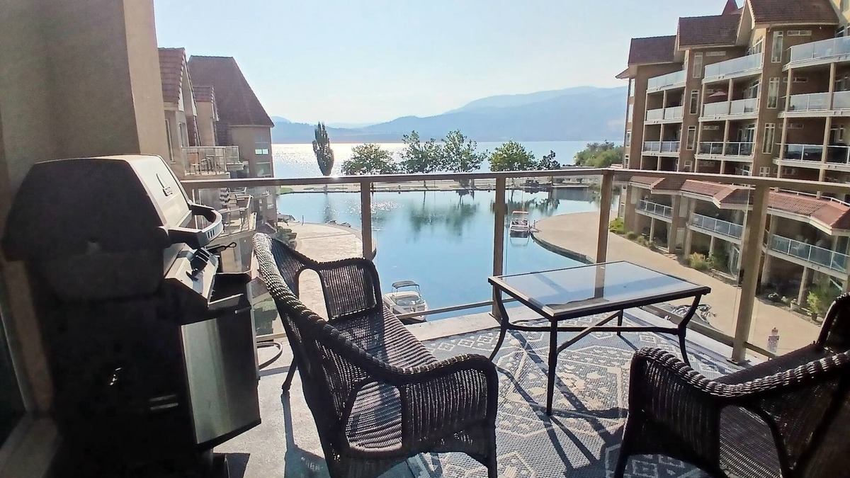 North End Condo | Sunset Waterfront Resort 4. Luxury Lakeside, Lakeview 2 bed/2 bath Kelowna Condo