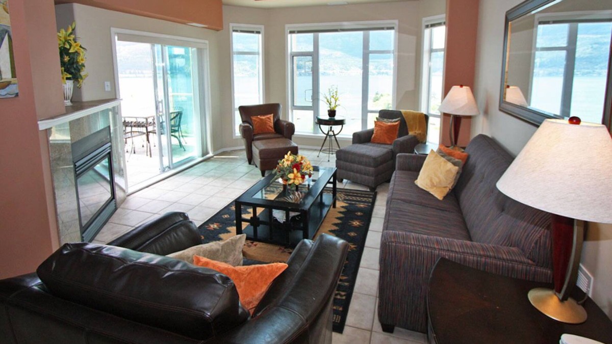 Central Okanagan Resort | Sunset Waterfront Resort 1803 Lakeview, Pool, Beach, Downtown!