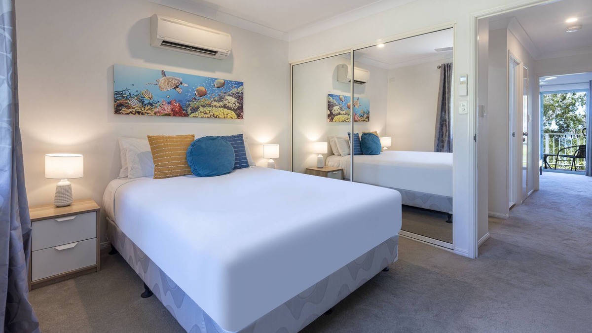 Hamilton Island Apartment | Sunset Waters 1 by HamoRent on Hamilton Island