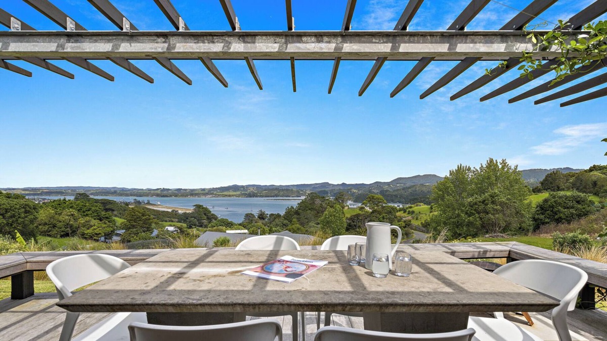 Mahurangi West House | Sunsets in the Spa at Ti Point - Your Beautiful, Modern, and Warm, City Escape
