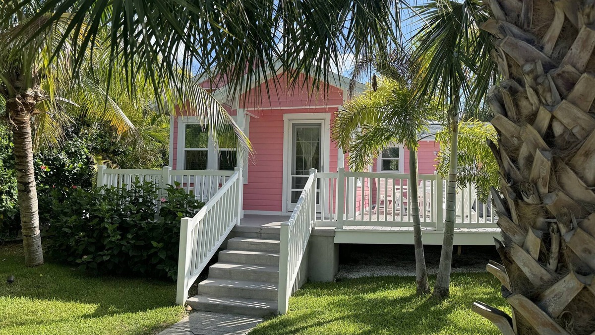 Treasure Island House | Sunshine Beach Bungalow That Is a Unique Treasure