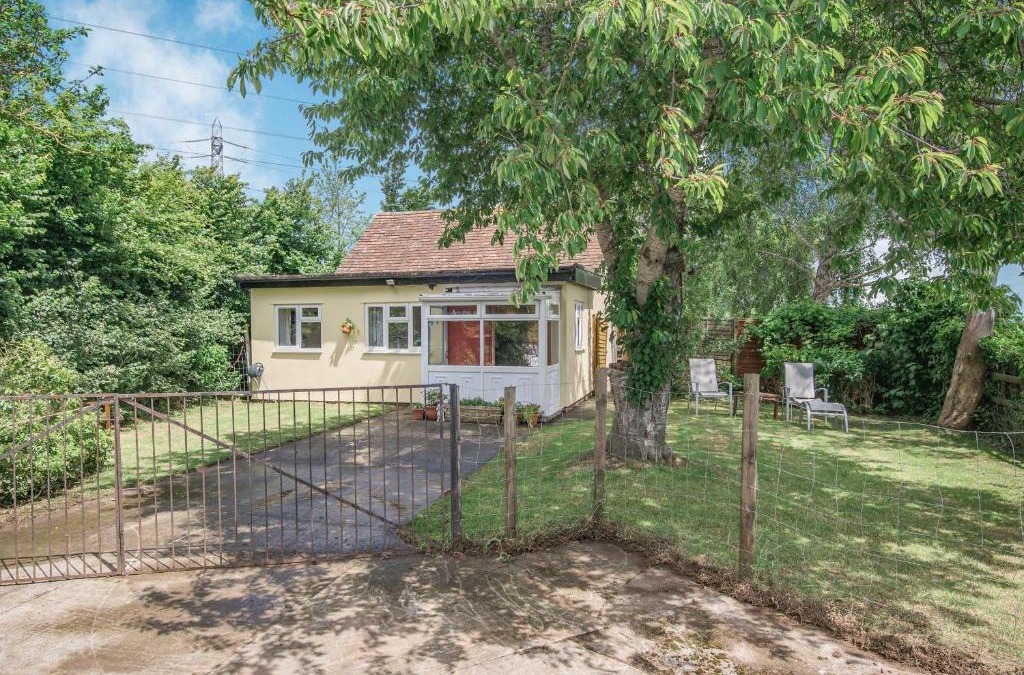 Fiddington House | Sunshine Lodge